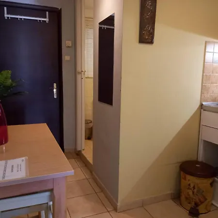 Diva - Free Parking - Explore Center By Foot - Close To Helexpo, & Hospital *
